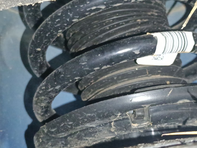Recambio de amortiguador delantero izquierdo para ford puma (j2k, cf7) 1.0 ecoboost mhev referencia OEM IAM   