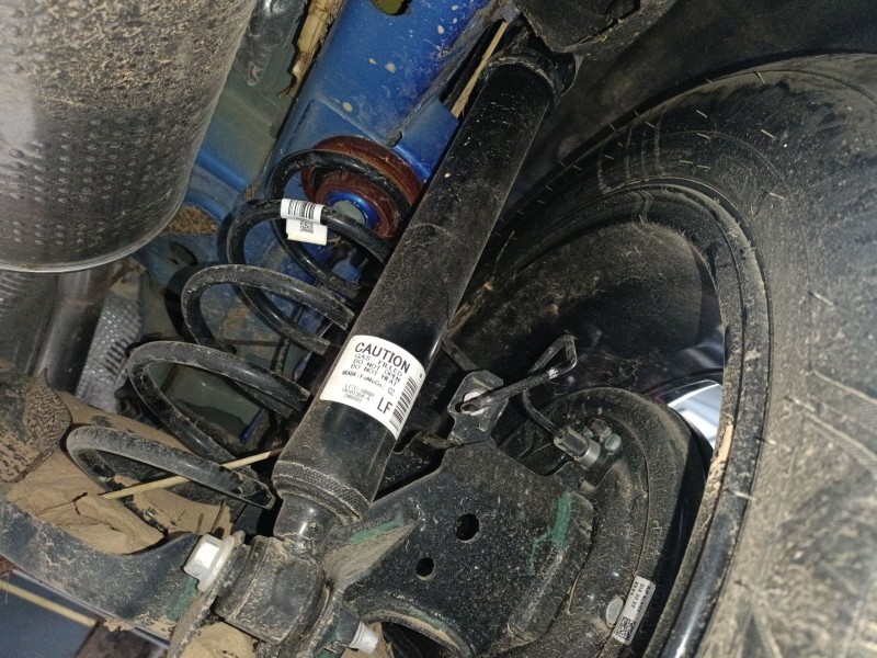 Recambio de amortiguador trasero derecho para ford puma (j2k, cf7) 1.0 ecoboost mhev referencia OEM IAM L1TC18080  