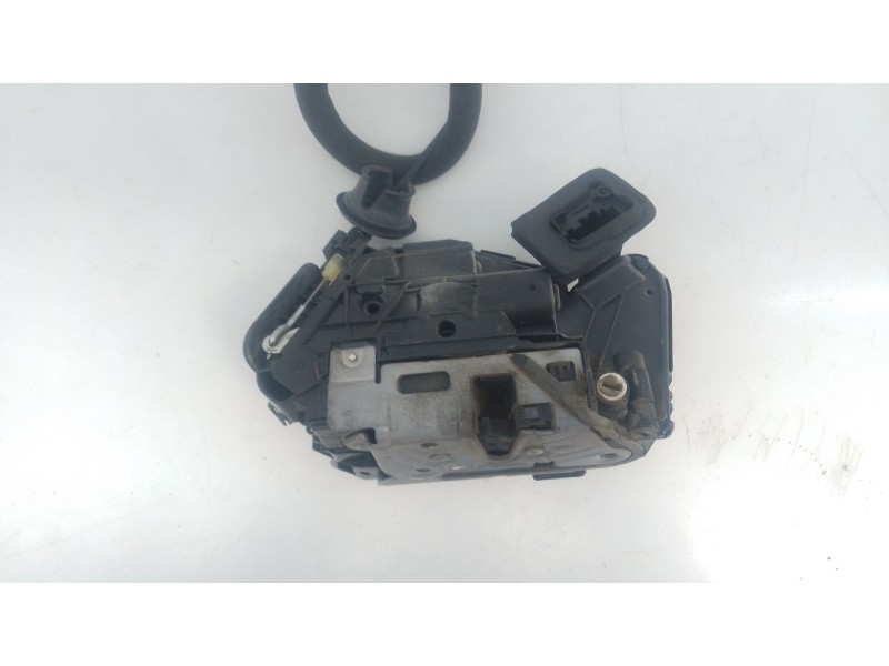 Recambio de cerradura puerta trasera derecha para audi a1 sportback (gba) 30 tfsi referencia OEM IAM   
