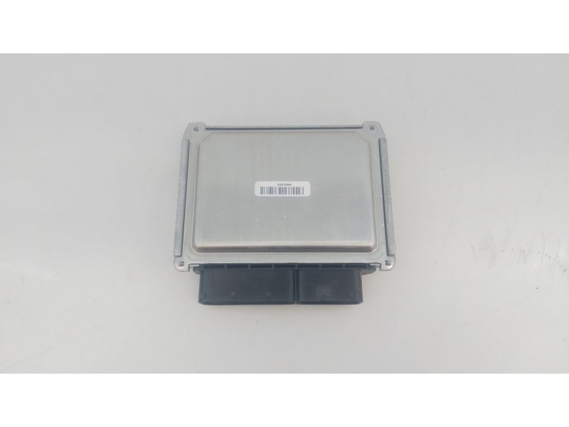 Recambio de centralita motor uce para volkswagen polo vi (aw1, bz1, ae1) 1.0 tsi referencia OEM IAM 05C907394D 42022454 