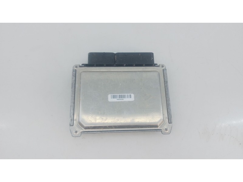 Recambio de centralita motor uce para skoda kamiq (nw4) 1.0 tsi referencia OEM IAM 05C907394D 42022454 