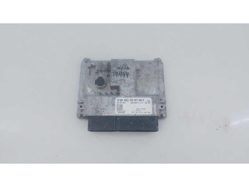 Recambio de centralita motor uce para skoda scala (nw1) 1.0 tsi referencia OEM IAM 05C907394D 42022454 
