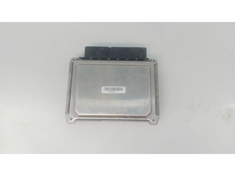 Recambio de centralita motor uce para volkswagen polo vi (aw1, bz1, ae1) 1.0 tsi referencia OEM IAM 05C907394D 42022454 
