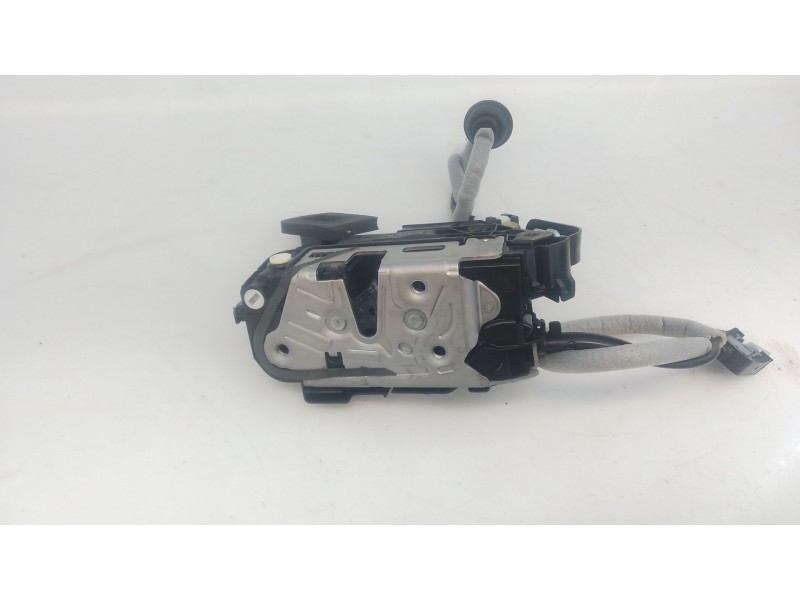 Recambio de cerradura puerta trasera izquierda para skoda karoq (nu7, nd7) 1.5 tsi referencia OEM IAM   
