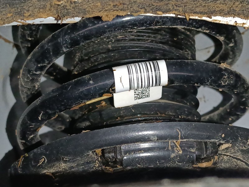Recambio de amortiguador delantero izquierdo para ford puma (j2k, cf7) 1.0 ecoboost mhev referencia OEM IAM   