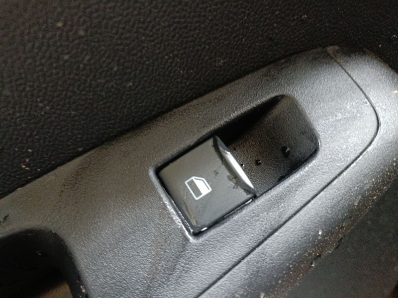Recambio de mando elevalunas trasero izquierdo para ford puma (j2k, cf7) 1.0 ecoboost mhev referencia OEM IAM   