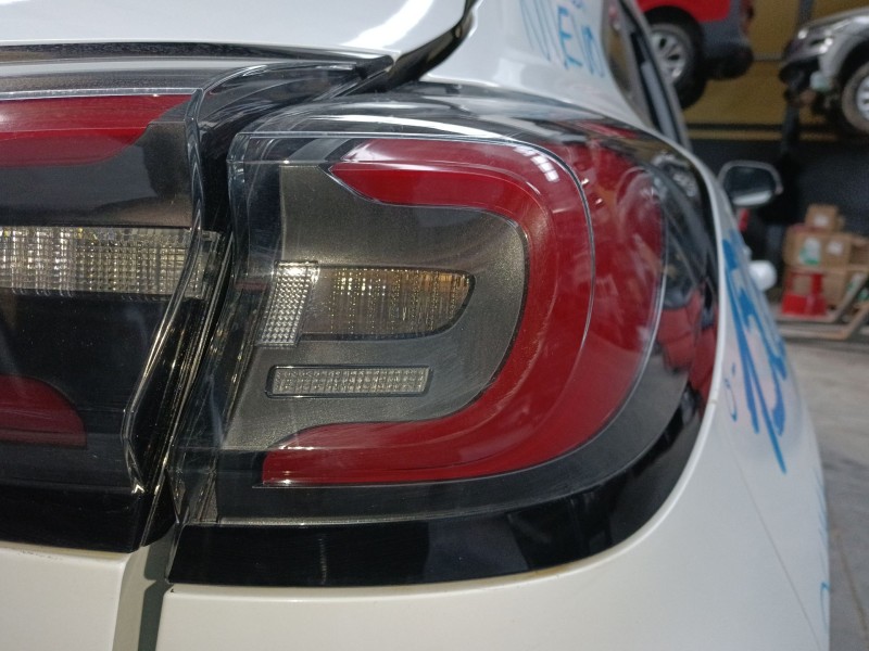 Recambio de piloto trasero derecho para ford puma (j2k, cf7) 1.0 ecoboost mhev referencia OEM IAM   