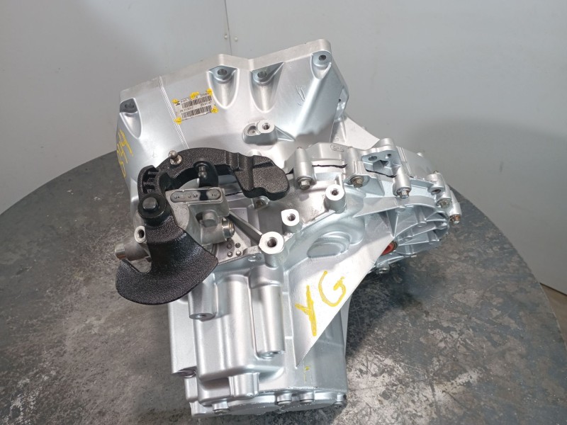 Recambio de caja cambios para ford focus iii 1.0 ecoboost referencia OEM IAM CV6R7002PF AV6R7201LB 