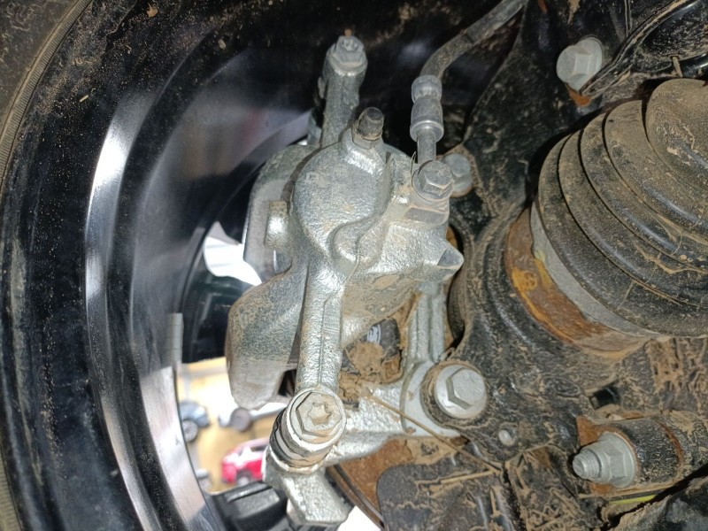 Recambio de pinza freno delantera derecha para ford puma (j2k, cf7) 1.0 ecoboost mhev referencia OEM IAM   