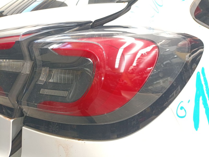Recambio de piloto trasero derecho para ford puma (j2k, cf7) 1.0 ecoboost mhev referencia OEM IAM   