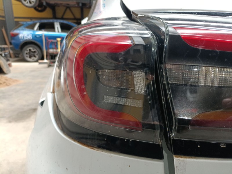 Recambio de piloto trasero izquierdo para ford puma (j2k, cf7) 1.0 ecoboost mhev referencia OEM IAM   