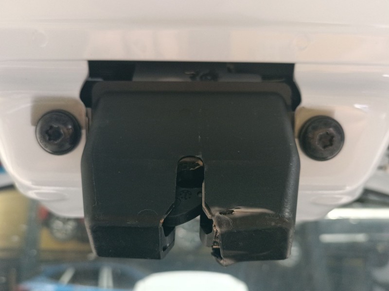 Recambio de cerradura maletero / porton para ford puma (j2k, cf7) 1.0 ecoboost mhev referencia OEM IAM   