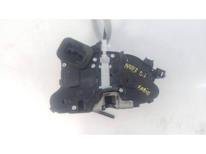 Recambio de cerradura puerta delantera izquierda para skoda fabia iv (pj3) 1.0 tsi referencia OEM IAM   