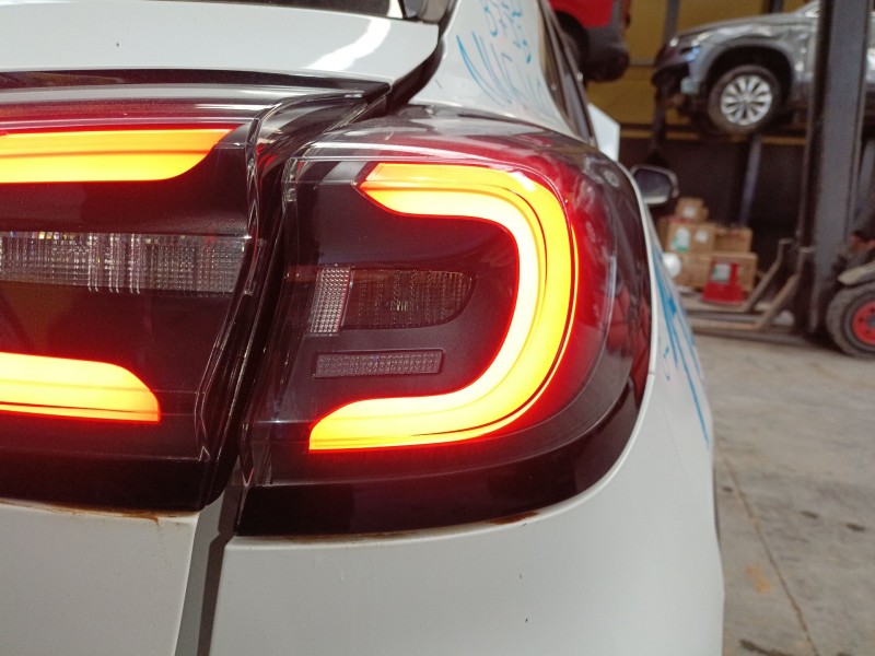 Recambio de piloto trasero derecho para ford puma (j2k, cf7) 1.0 ecoboost mhev referencia OEM IAM   