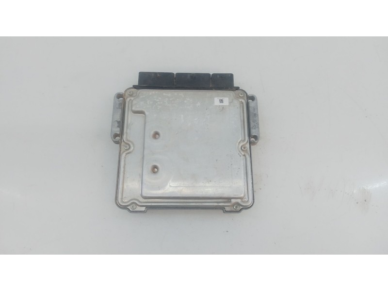 Recambio de centralita motor uce para dacia dokker monospace (ke_) 1.5 dci (keaj, keah) referencia OEM IAM 237102213R 0281030439