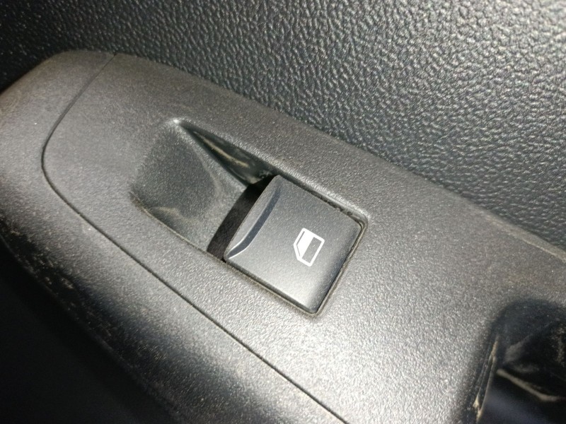 Recambio de mando elevalunas trasero derecho para ford puma (j2k, cf7) 1.0 ecoboost mhev referencia OEM IAM   