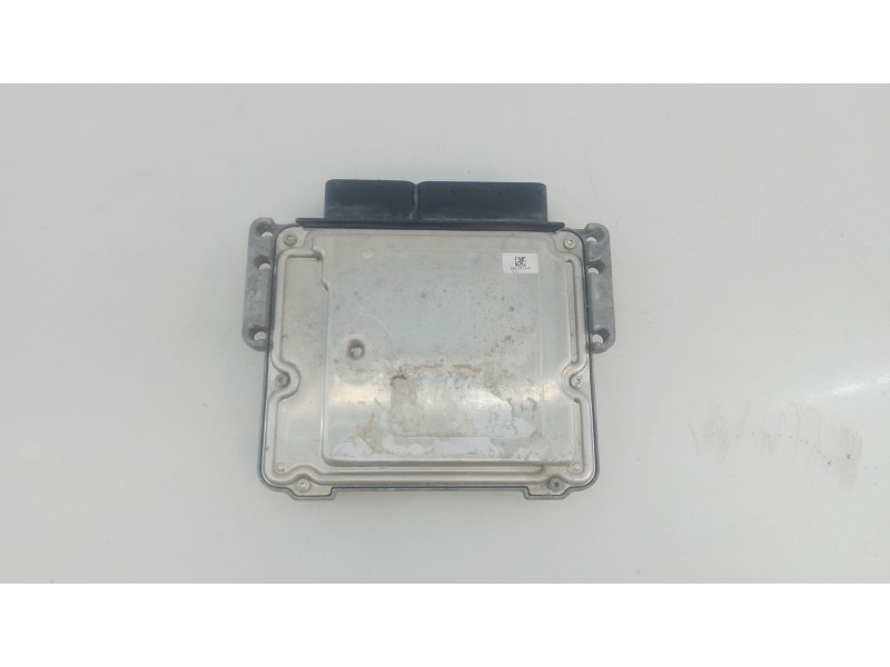 Recambio de centralita motor uce para iveco daily vi caja/chasis 33s13, 35s13, 35c13 referencia OEM IAM 5801557345 0281030169 