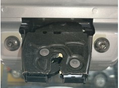 CERRADURA MALETERO / PORTON 