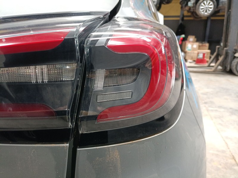 Recambio de piloto trasero derecho para ford puma (j2k, cf7) 1.0 ecoboost mhev referencia OEM IAM   