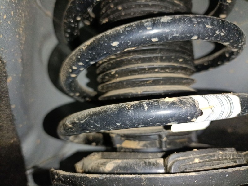 Recambio de amortiguador delantero derecho para ford puma (j2k, cf7) 1.0 ecoboost mhev referencia OEM IAM   