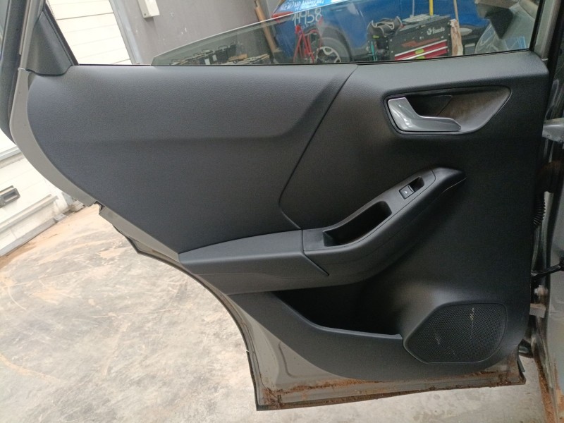 Recambio de guarnecido puerta trasera izquierda para ford puma (j2k, cf7) 1.0 ecoboost mhev referencia OEM IAM   