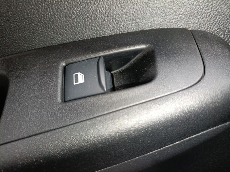 Recambio de mando elevalunas trasero izquierdo para ford puma (j2k, cf7) 1.0 ecoboost mhev referencia OEM IAM   