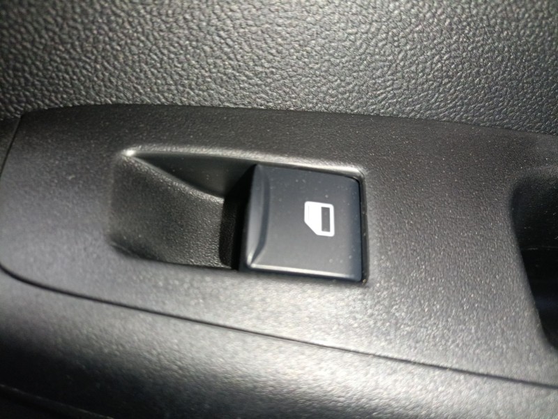 Recambio de mando elevalunas trasero derecho para ford puma (j2k, cf7) 1.0 ecoboost mhev referencia OEM IAM   