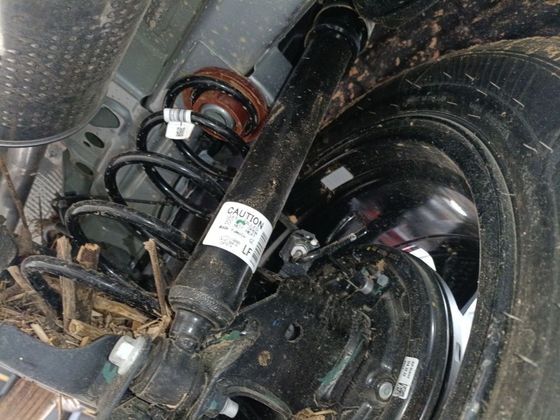 Recambio de amortiguador trasero derecho para ford puma (j2k, cf7) 1.0 ecoboost mhev referencia OEM IAM L1TC18080  