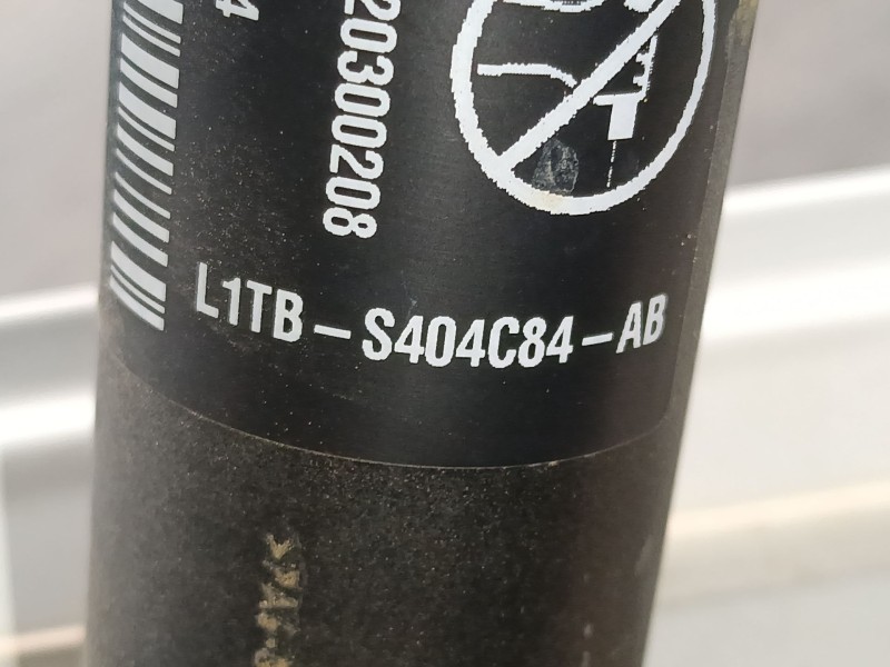 Recambio de amortiguador trasero derecho porton para ford puma (j2k, cf7) 1.0 ecoboost mhev referencia OEM IAM L1TB-S404C84-AB  