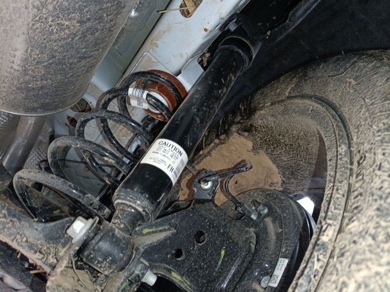 Recambio de amortiguador trasero derecho para ford puma (j2k, cf7) 1.0 ecoboost mhev referencia OEM IAM L1TC18080  