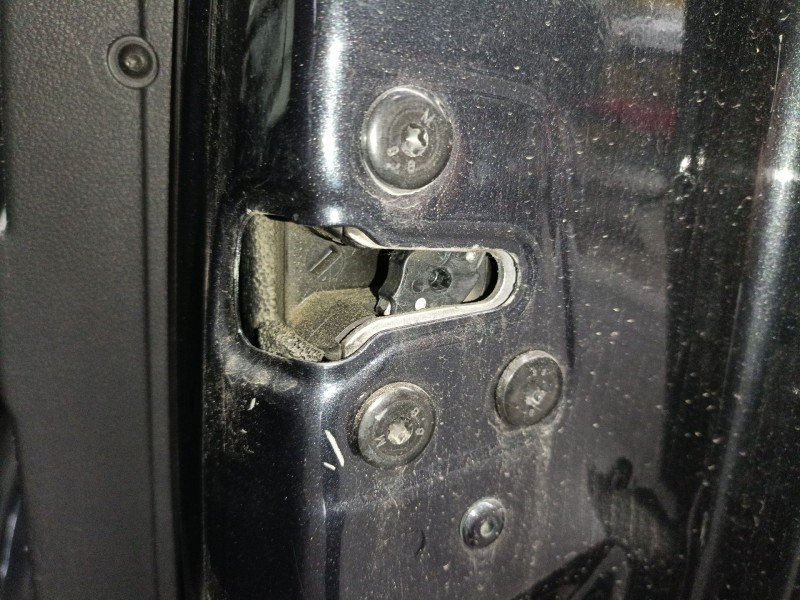 Recambio de cerradura puerta delantera derecha para renault trafic iii autobús (jg_) 2.0 dci 150 (jgmu) referencia OEM IAM   
