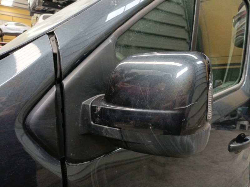 Recambio de retrovisor izquierdo electrico para renault trafic iii autobús (jg_) 2.0 dci 150 (jgmu) referencia OEM IAM   