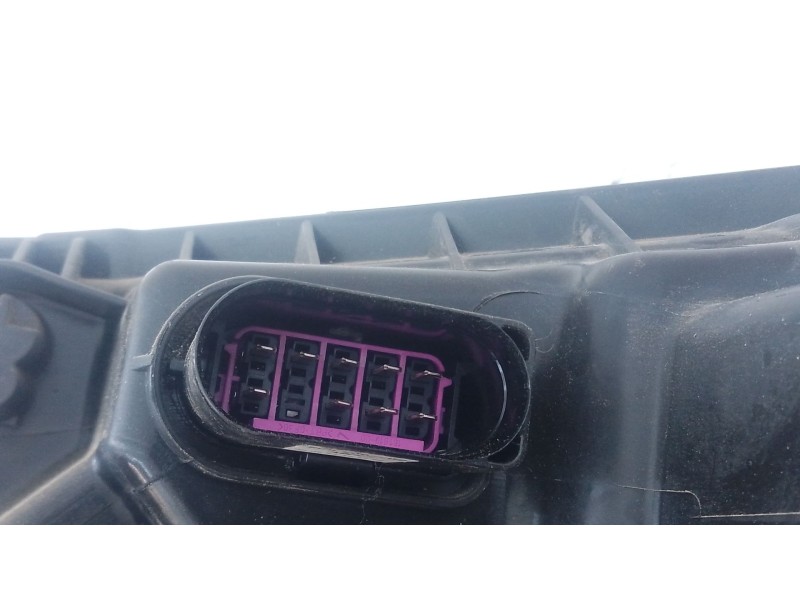 Recambio de faro derecho para volkswagen crafter caja/chasis (sz_) 2.0 tdi rwd referencia OEM IAM 7C1941006A  