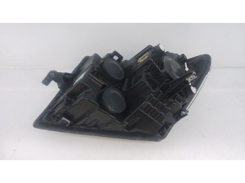 Recambio de faro derecho para volkswagen crafter furgoneta (sy_, sx_) 2.0 tdi referencia OEM IAM 7C1941006A  