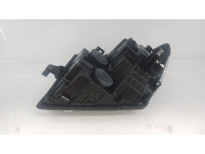 Recambio de faro derecho para volkswagen crafter furgoneta (sy_, sx_) 2.0 tdi referencia OEM IAM 7C1941006A  