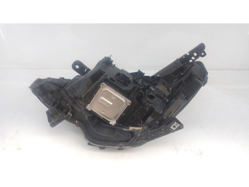 Recambio de faro derecho xenon para renault clio v (b7_) 1.0 lpg (b7mt) referencia OEM IAM 260108676R  