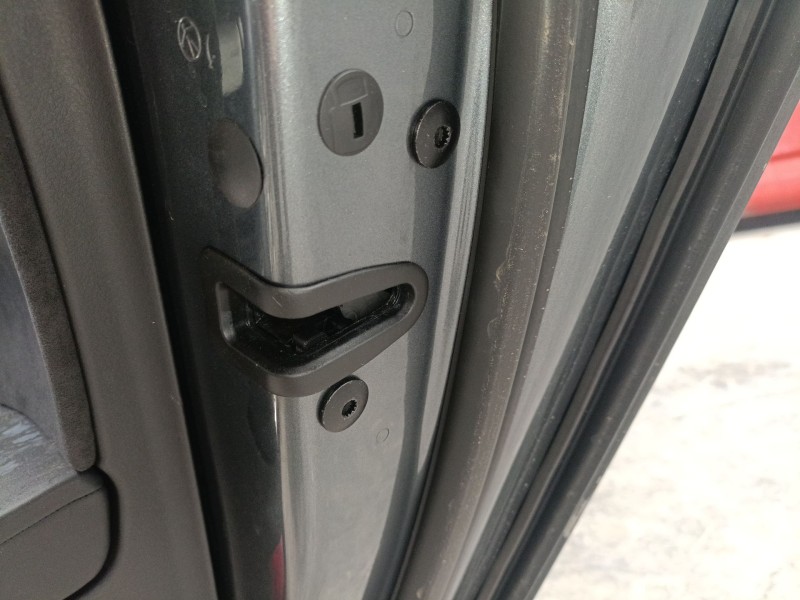 Recambio de cerradura puerta trasera derecha para audi a8 d4 (4h2, 4h8, 4hc, 4hl) 4.0 tfsi quattro referencia OEM IAM   