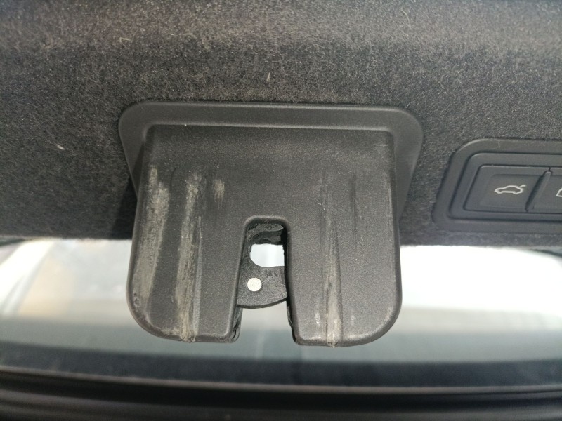Recambio de cerradura maletero / porton para audi a8 d4 (4h2, 4h8, 4hc, 4hl) 4.0 tfsi quattro referencia OEM IAM   