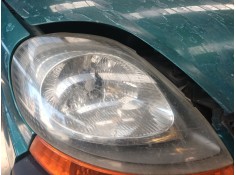 Recambio de faro derecho para renault trafic ii autobús (jl) 1.9 dci 80 (jl0b) referencia OEM IAM   