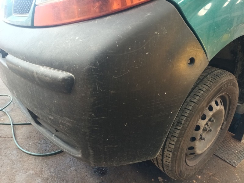 Recambio de paragolpes delantero para renault trafic ii autobús (jl) 1.9 dci 80 (jl0b) referencia OEM IAM   