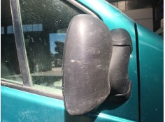Recambio de retrovisor derecho manual para renault trafic ii autobús (jl) 1.9 dci 80 (jl0b) referencia OEM IAM    2