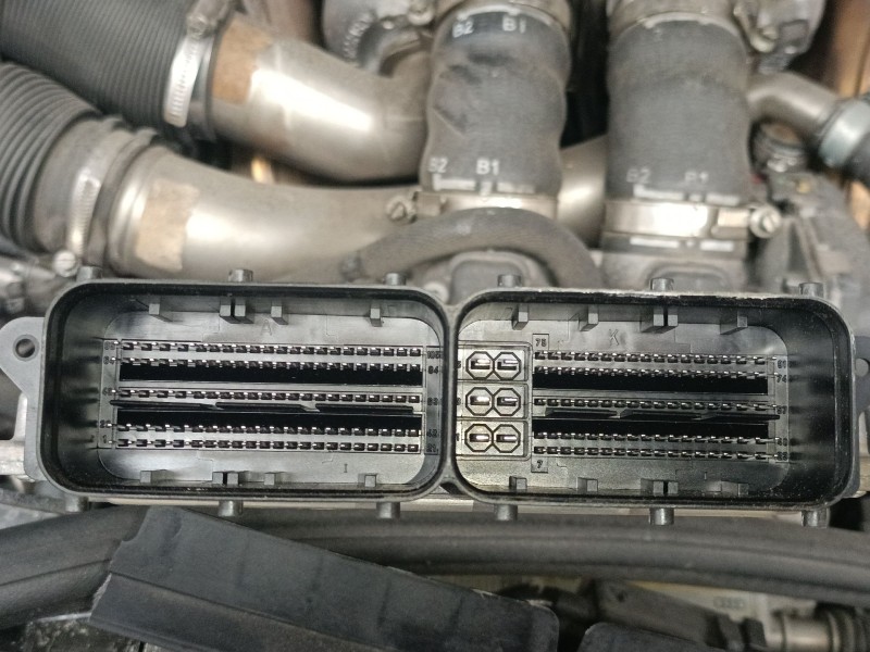 Recambio de centralita motor uce para audi a8 d4 (4h2, 4h8, 4hc, 4hl) 4.0 tfsi quattro referencia OEM IAM 4H0906014G 0261S09392 