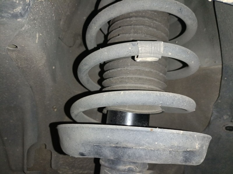 Recambio de amortiguador delantero izquierdo para opel astra j (p10) 1.6 cdti (68) referencia OEM IAM   