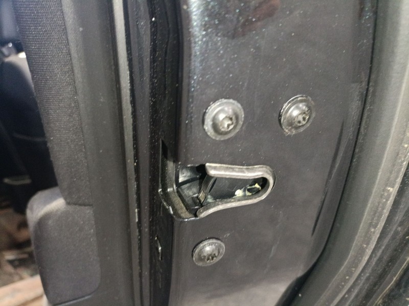Recambio de cerradura puerta trasera derecha para opel astra j (p10) 1.6 cdti (68) referencia OEM IAM   