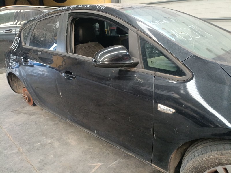 Recambio de puerta delantera derecha para opel astra j (p10) 1.6 cdti (68) referencia OEM IAM   