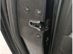 CERRADURA PUERTA TRASERA IZQUIERDA 