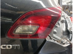 PILOTO TRASERO DERECHO PORTON 