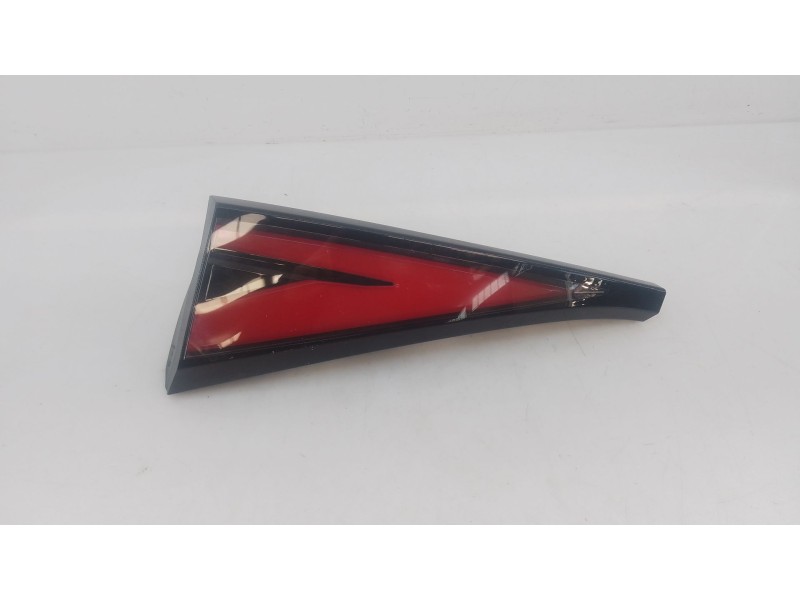 Recambio de piloto trasero izquierdo porton para kia sportage v (nq5) 1.6 t-gdi referencia OEM IAM   