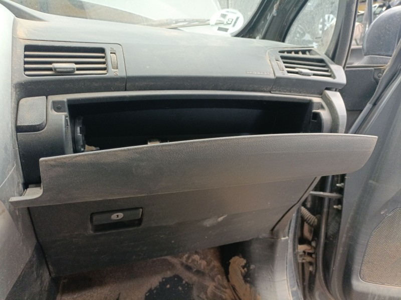 Recambio de guantera para toyota verso (_r2_) 2.0 d-4d (aur20_) referencia OEM IAM   