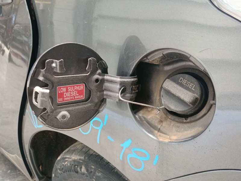 Recambio de tapa exterior combustible para toyota verso (_r2_) 2.0 d-4d (aur20_) referencia OEM IAM   
